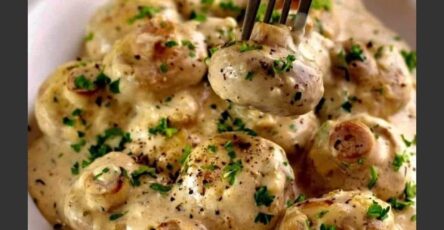 Garlic Mushrooms In Parmesan Cheese