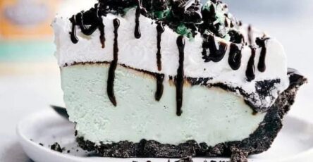 Grasshopper Ice Cream Pie