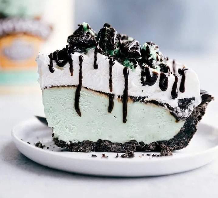 Grasshopper Ice Cream Pie