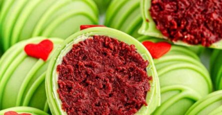 Grinch Oreo Balls