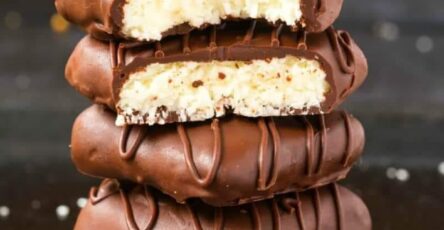 No Bake Chocolate Coconut Bars