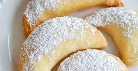 Vanillekipferl (vanilla Crescents) Recipe