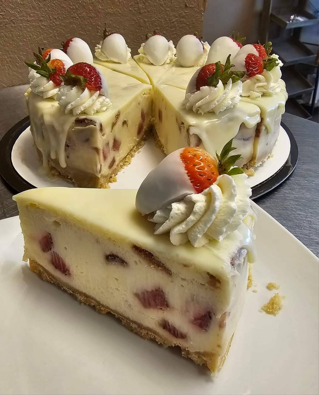 White Chocolate Strawberry Cheesecake