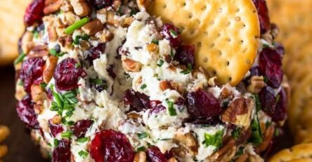 Cranberry Pecan Cheeseball