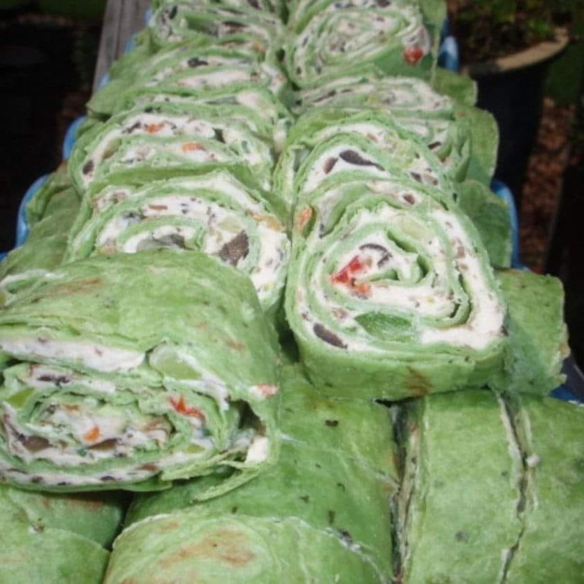 Cream cheese veggie rollups