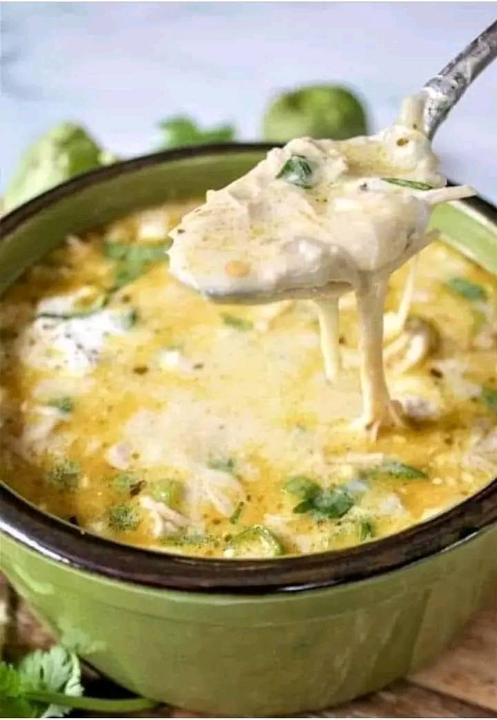 Crock pot green enchilada chicken soup