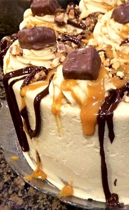 Easy homemade snickers cake