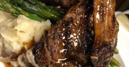 Grilled lamb chops