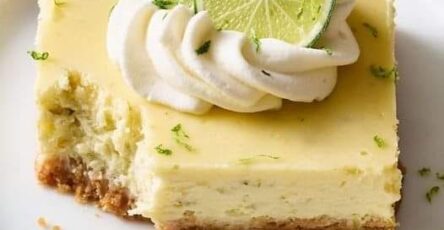 Key lime cheesecake bars!