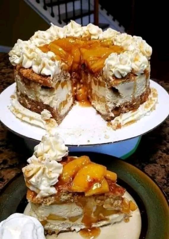 My favorite peach cobbler cheesecake