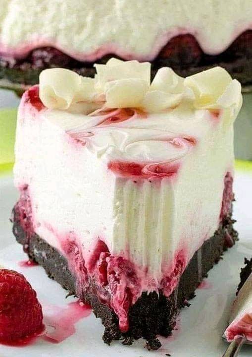 No bake white chocolate raspberry cheesecake