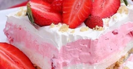 Strawberry cheesecake lush