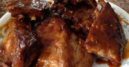 Sweet and sour crockpot ribs