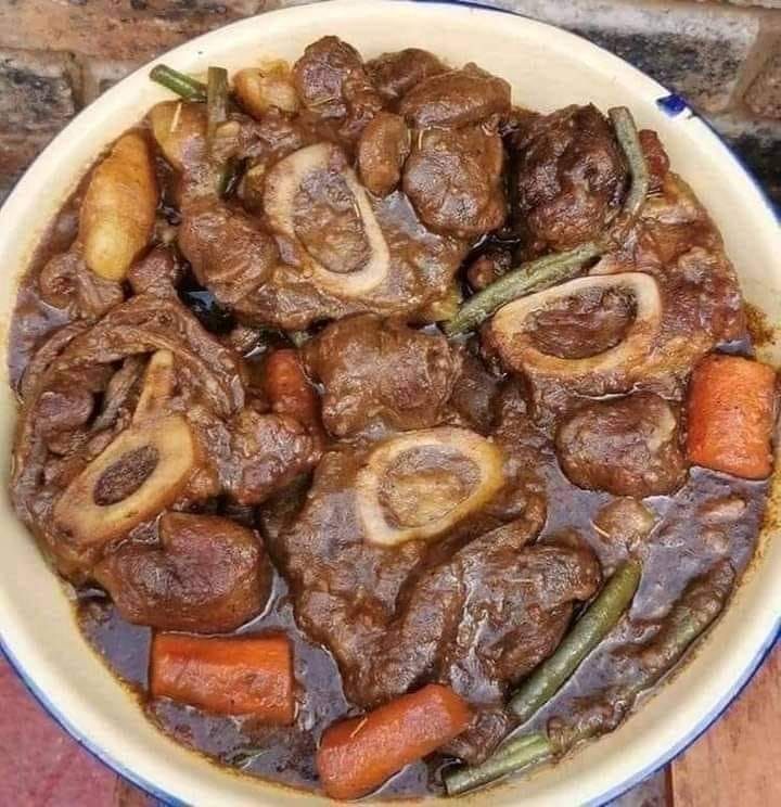 Traditional irish beef stew