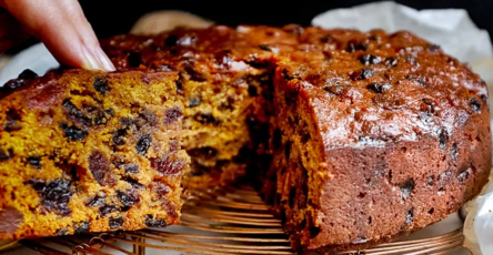 Dried fruit cake