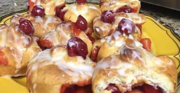 Cherry pie bites
