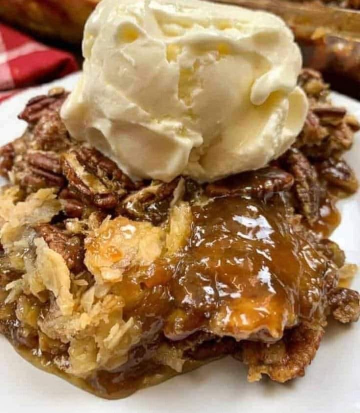 Pecan cobbler
