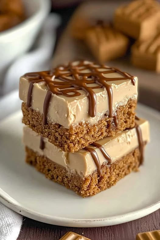 Creamy, dreamy cheesecake meets caramel and biscoff cookie